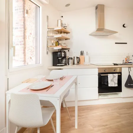 Confort Pres Ancenis Apartament *